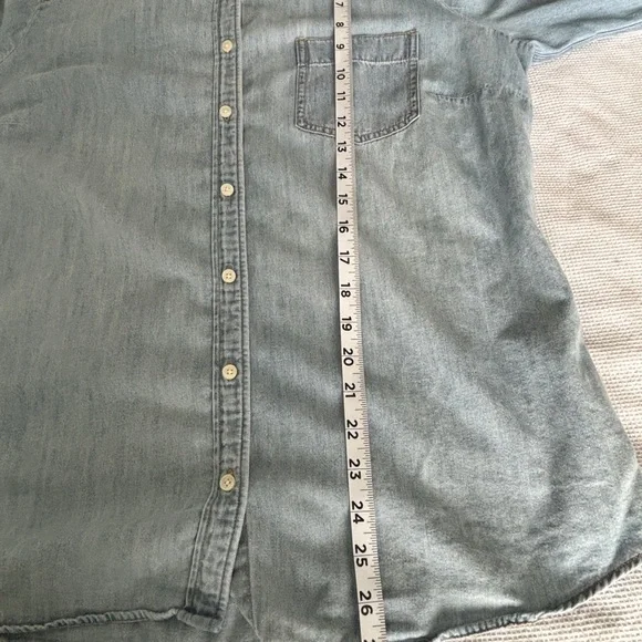 J. Crew Perfect Fit Denim Chambray Button Down Shirt 100% Cotton Sz L Western - Picture 8 of 10
